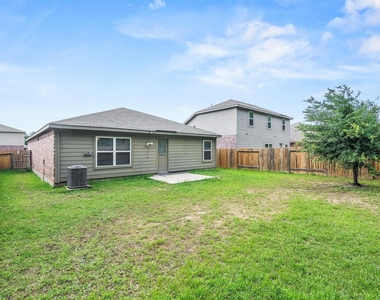 10619 Lost Maples Drive - Photo Thumbnail 25