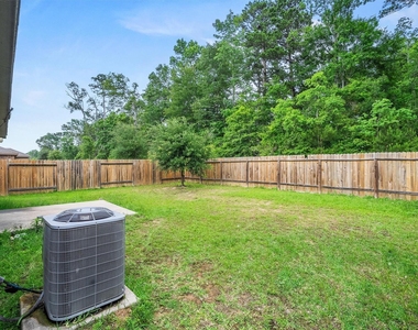 10619 Lost Maples Drive - Photo Thumbnail 24