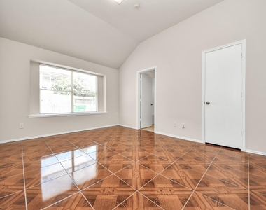 12426 Magnolia Canyon - Photo Thumbnail 19