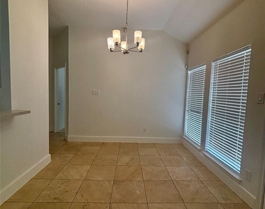 7815 Log Hollow Drive - Photo Thumbnail 7