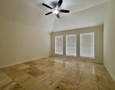 7815 Log Hollow Drive - Photo Thumbnail 9