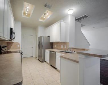 146 Silver Penny Drive - Photo Thumbnail 13