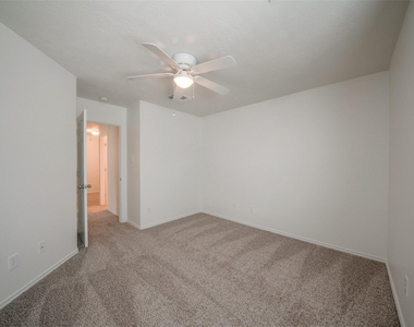 146 Silver Penny Drive - Photo Thumbnail 24