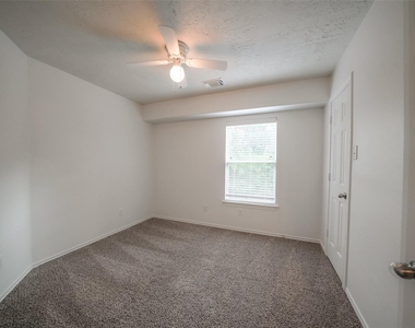 146 Silver Penny Drive - Photo Thumbnail 22