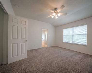 146 Silver Penny Drive - Photo Thumbnail 31