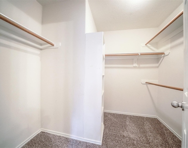 146 Silver Penny Drive - Photo Thumbnail 28