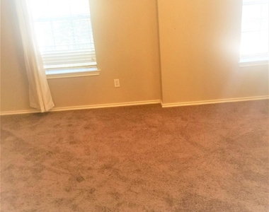 46 Wineberry Place - Photo Thumbnail 14