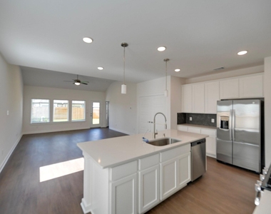 32511 Midsummer Drive - Photo Thumbnail 1