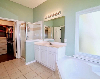 14511 Wadlington Drive - Photo Thumbnail 2