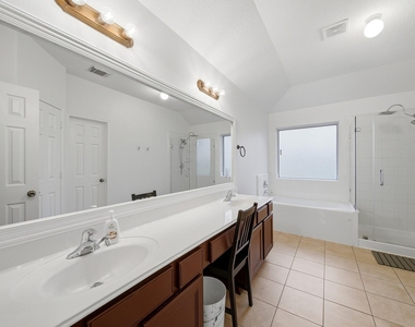 321 Preston Lane - Photo Thumbnail 24