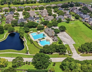 321 Preston Lane - Photo Thumbnail 35