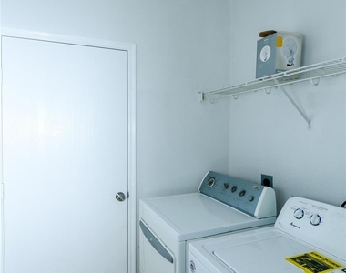 2615 Bisontine Street - Photo Thumbnail 20