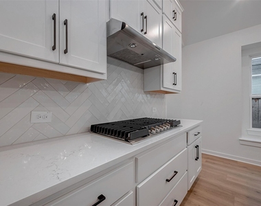 11430 Gossamer Wing Lane - Photo Thumbnail 6