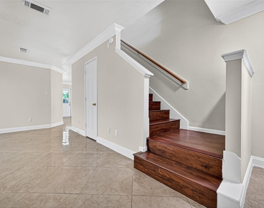 2219 Mountshire Drive - Photo Thumbnail 4