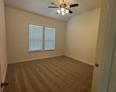 23642 Red Rowan Ln - Photo Thumbnail 9