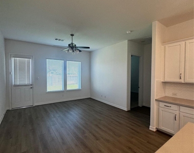 23642 Red Rowan Ln - Photo Thumbnail 8