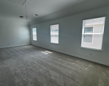 23642 Red Rowan Ln - Photo Thumbnail 13