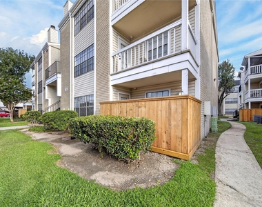 2750 Holly Hall Street - Photo Thumbnail 25