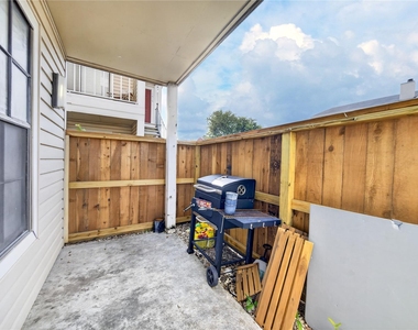 2750 Holly Hall Street - Photo Thumbnail 23