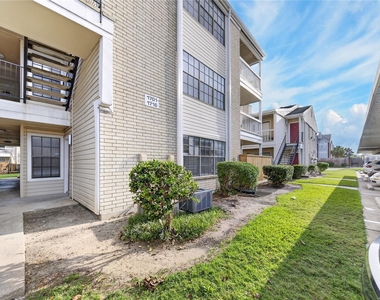 2750 Holly Hall Street - Photo Thumbnail 18
