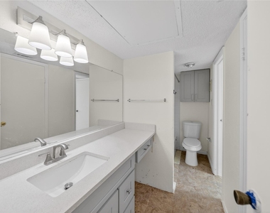 2750 Holly Hall Street - Photo Thumbnail 15