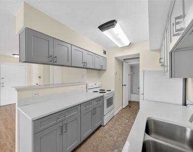 2750 Holly Hall Street - Photo Thumbnail 11