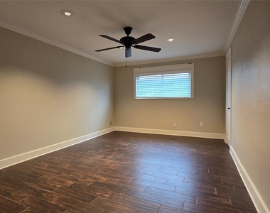 11550 Chimney Rock Road - Photo Thumbnail 11