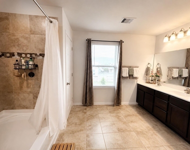 25323 Queens Causeway Lane - Photo Thumbnail 11