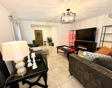 25323 Queens Causeway Lane - Photo Thumbnail 8