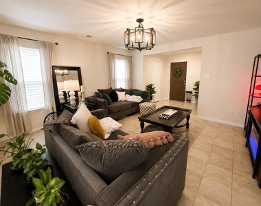 25323 Queens Causeway Lane - Photo Thumbnail 4