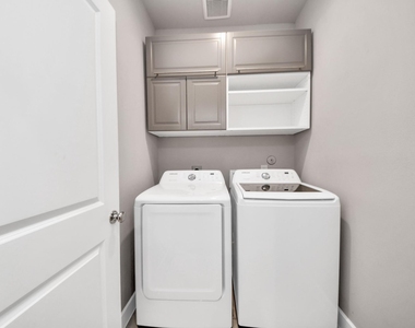 2114 Stuart Street - Photo Thumbnail 26