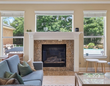 1722 Parklake Vlg - Photo Thumbnail 3