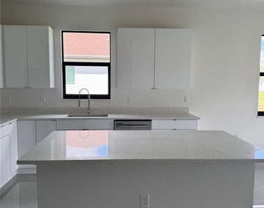2206 Hogan Drive - Photo Thumbnail 3