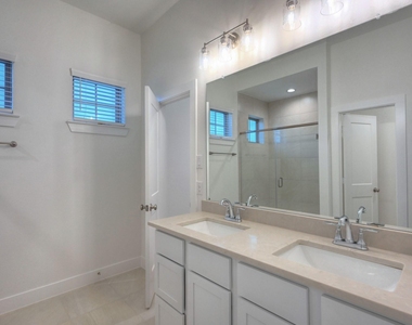 1535 Crystal Stream Drive - Photo Thumbnail 36