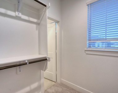 1535 Crystal Stream Drive - Photo Thumbnail 38