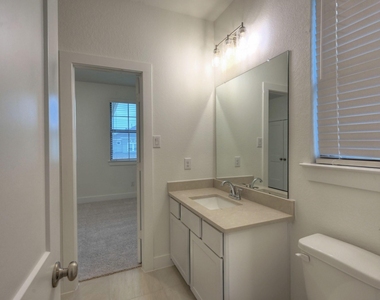 1535 Crystal Stream Drive - Photo Thumbnail 25