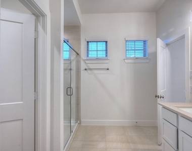 1535 Crystal Stream Drive - Photo Thumbnail 35
