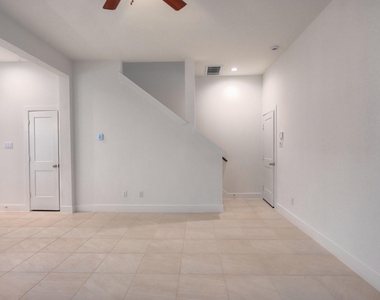 1535 Crystal Stream Drive - Photo Thumbnail 18