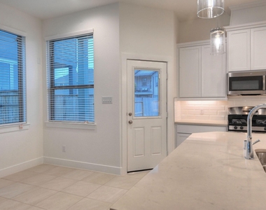 1535 Crystal Stream Drive - Photo Thumbnail 13