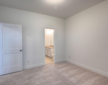 1535 Crystal Stream Drive - Photo Thumbnail 24