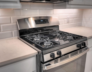 1535 Crystal Stream Drive - Photo Thumbnail 8