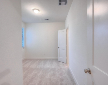 1535 Crystal Stream Drive - Photo Thumbnail 28