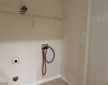 3527 Ne 19th Place - Photo Thumbnail 31