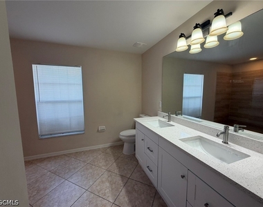 3527 Ne 19th Place - Photo Thumbnail 25