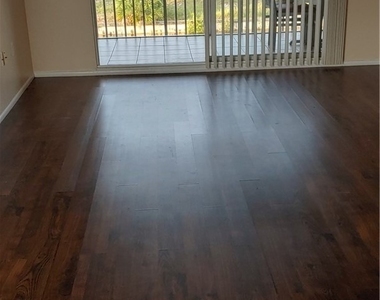 723 Se 10th Street - Photo Thumbnail 5