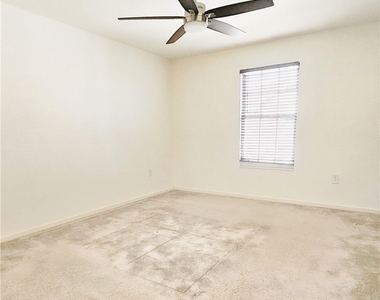 4105 Residence Drive - Photo Thumbnail 7