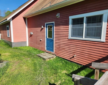109 North Hollow - Photo Thumbnail 38
