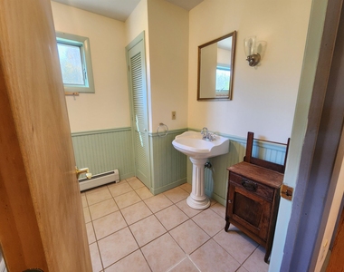 109 North Hollow - Photo Thumbnail 32