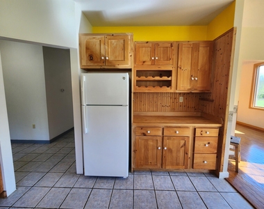 109 North Hollow - Photo Thumbnail 14