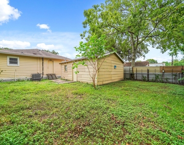 418 Spooner Street - Photo Thumbnail 9